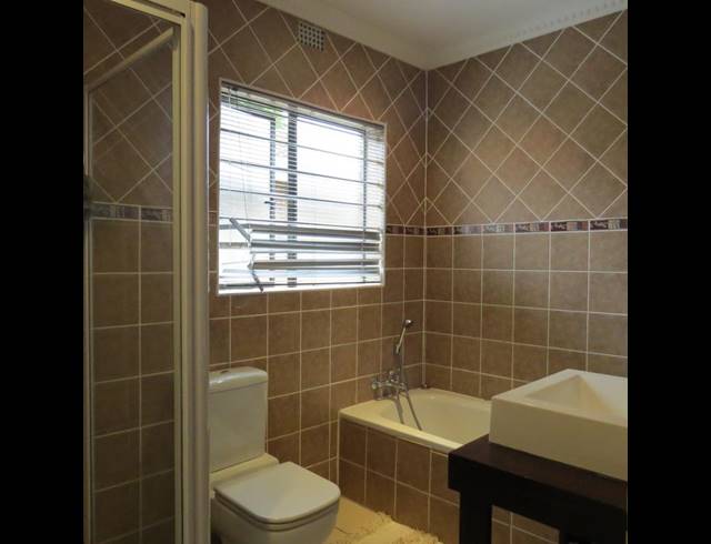 3 BEDROOM SIMPLEX FOR SALE IN MEER EN SEE